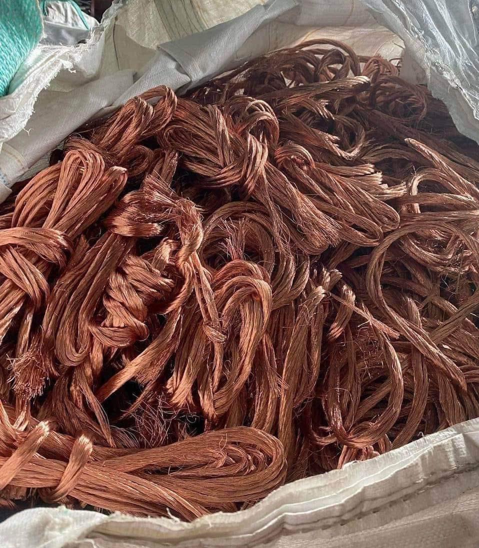 phân biệt đồng đỏ và đồng vàng phế liệu