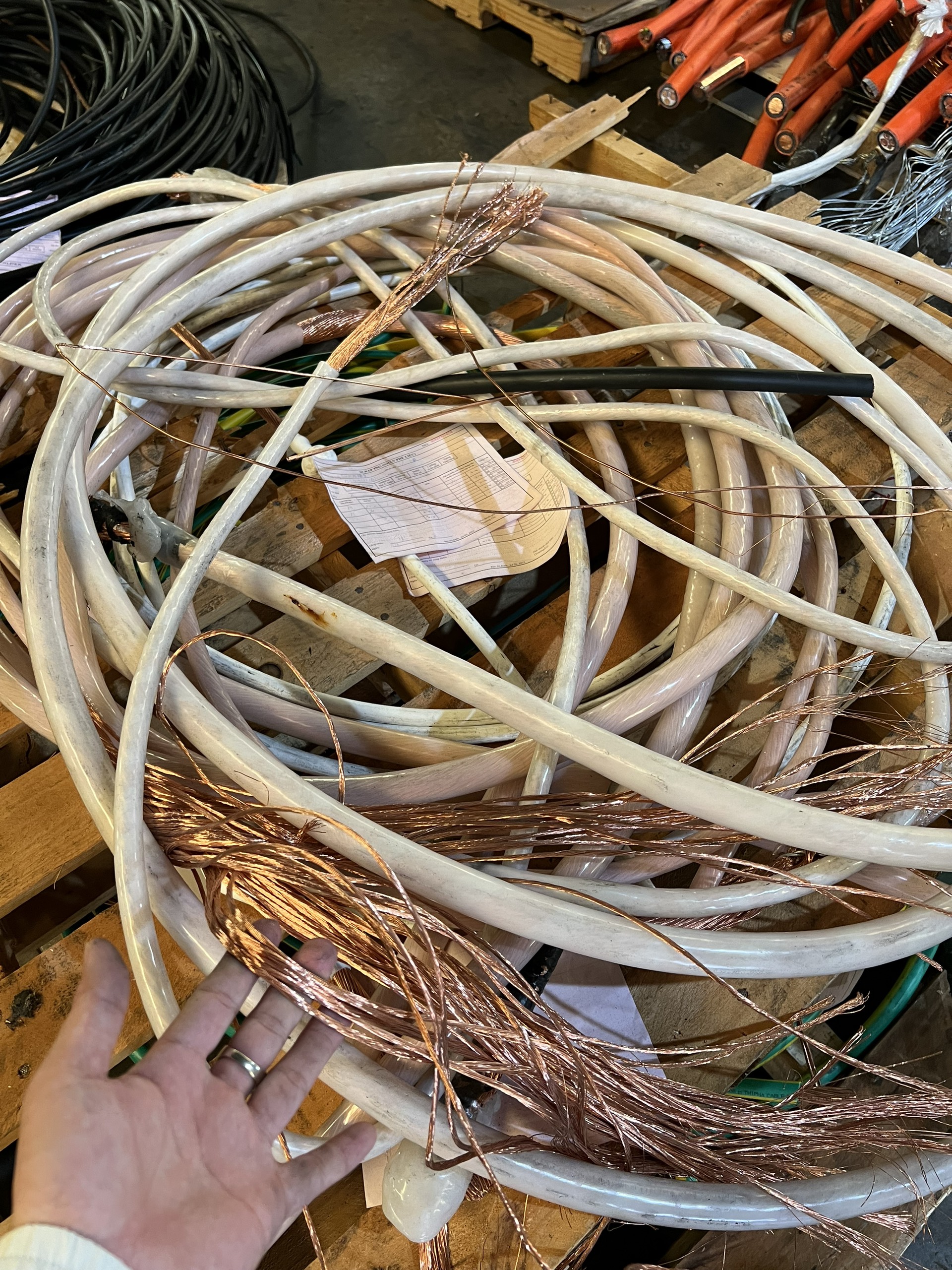 Thu Mua Phế Liệu Đồng Giá Cao - Phế Liệu Nhật Minh Uy Tín, Chuyên Nghiệp 34 Hình Ảnh 17: Thu Mua Phế Liệu Đồng Tại Phế Liệu Nhật Minh