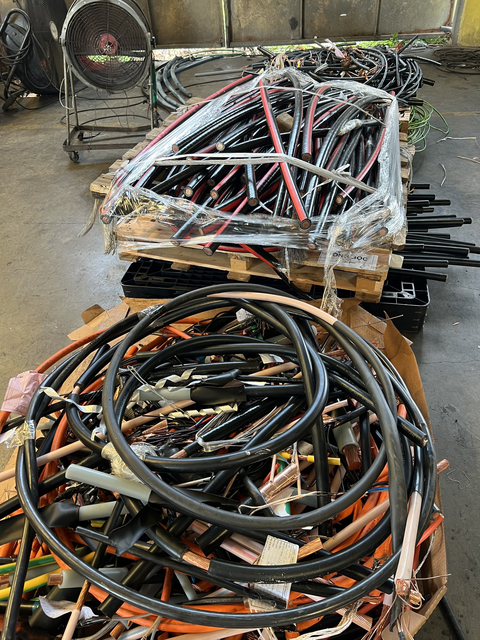 Thu Mua Phế Liệu Đồng Giá Cao - Phế Liệu Nhật Minh Uy Tín, Chuyên Nghiệp 26 Hình Ảnh 25: Thu Mua Phế Liệu Đồng Tại Phế Liệu Nhật Minh