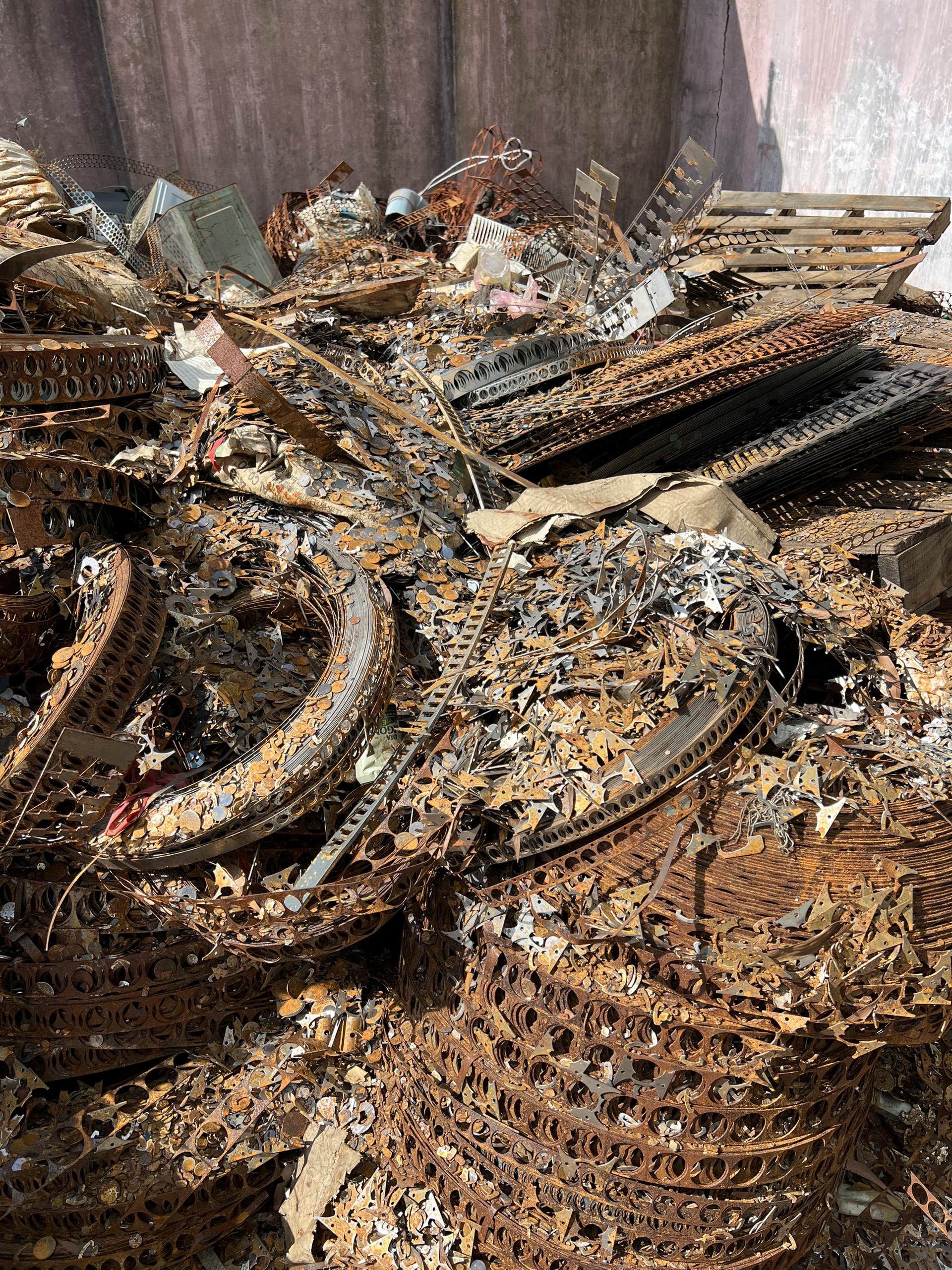 Hình Ảnh 15: Thu Mua Phế Liệu Sắt Tại Phế Liệu Nhật Minh