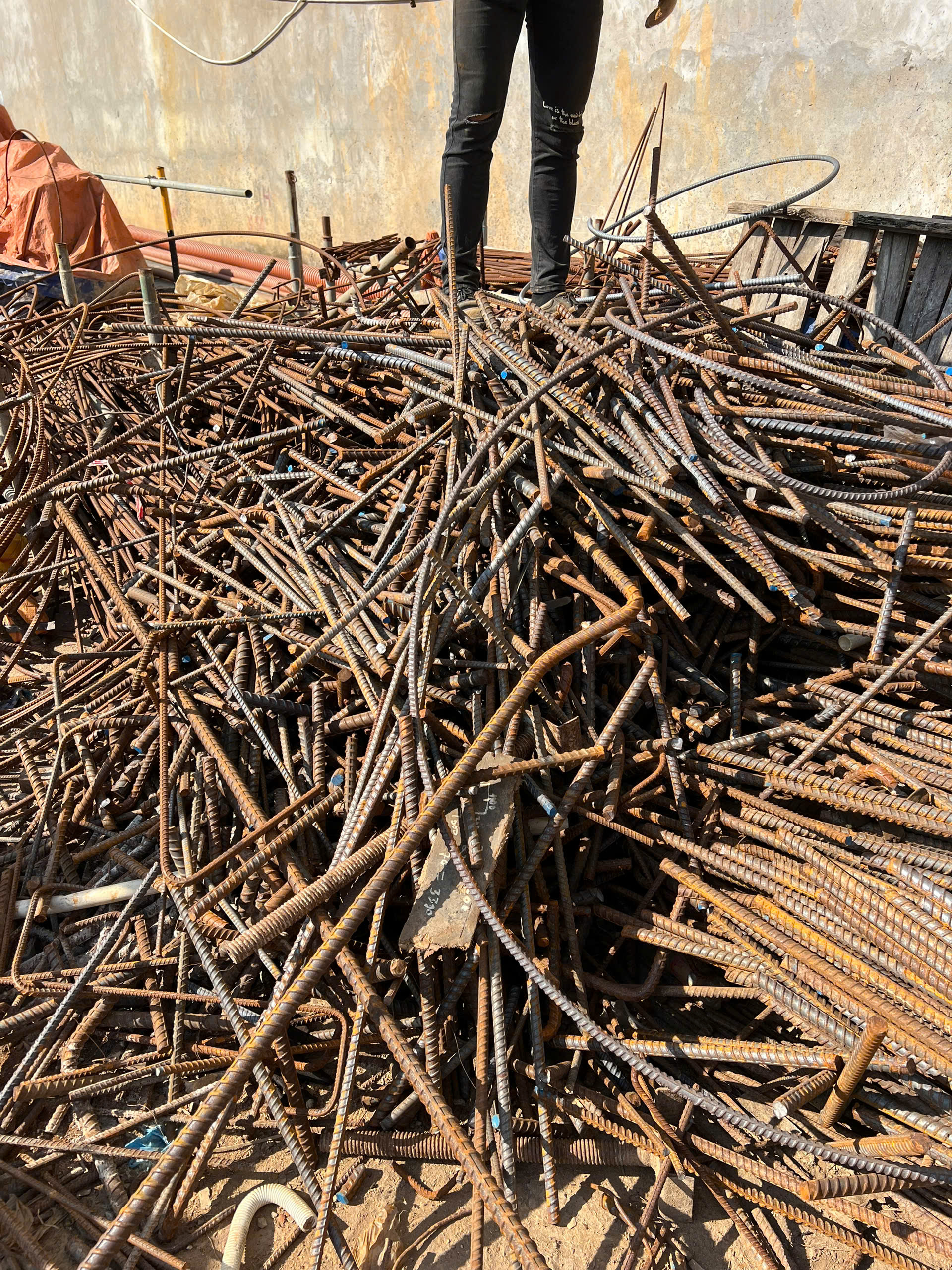 Thất Thoát Phế Liệu Sắt Tại Các Khu Công Nghiệp 4 Thu Mua Phế Liệu Sắt Tận Nơi Tphcm