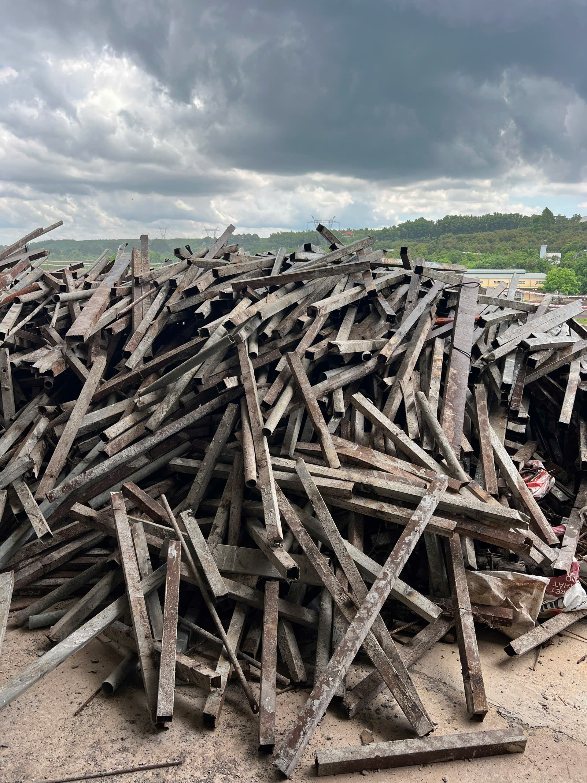 Thu Mua Phế Liệu Sắt Công Trình Tại Long An
