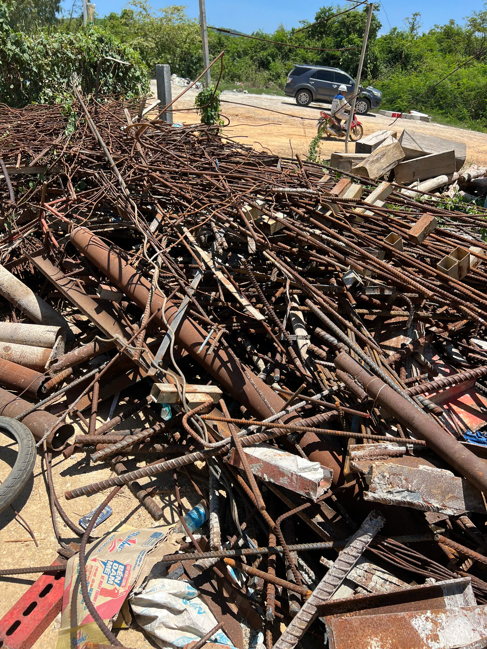 Thu Mua Phế Liệu Sắt Giá Cao Tại Bình Dương