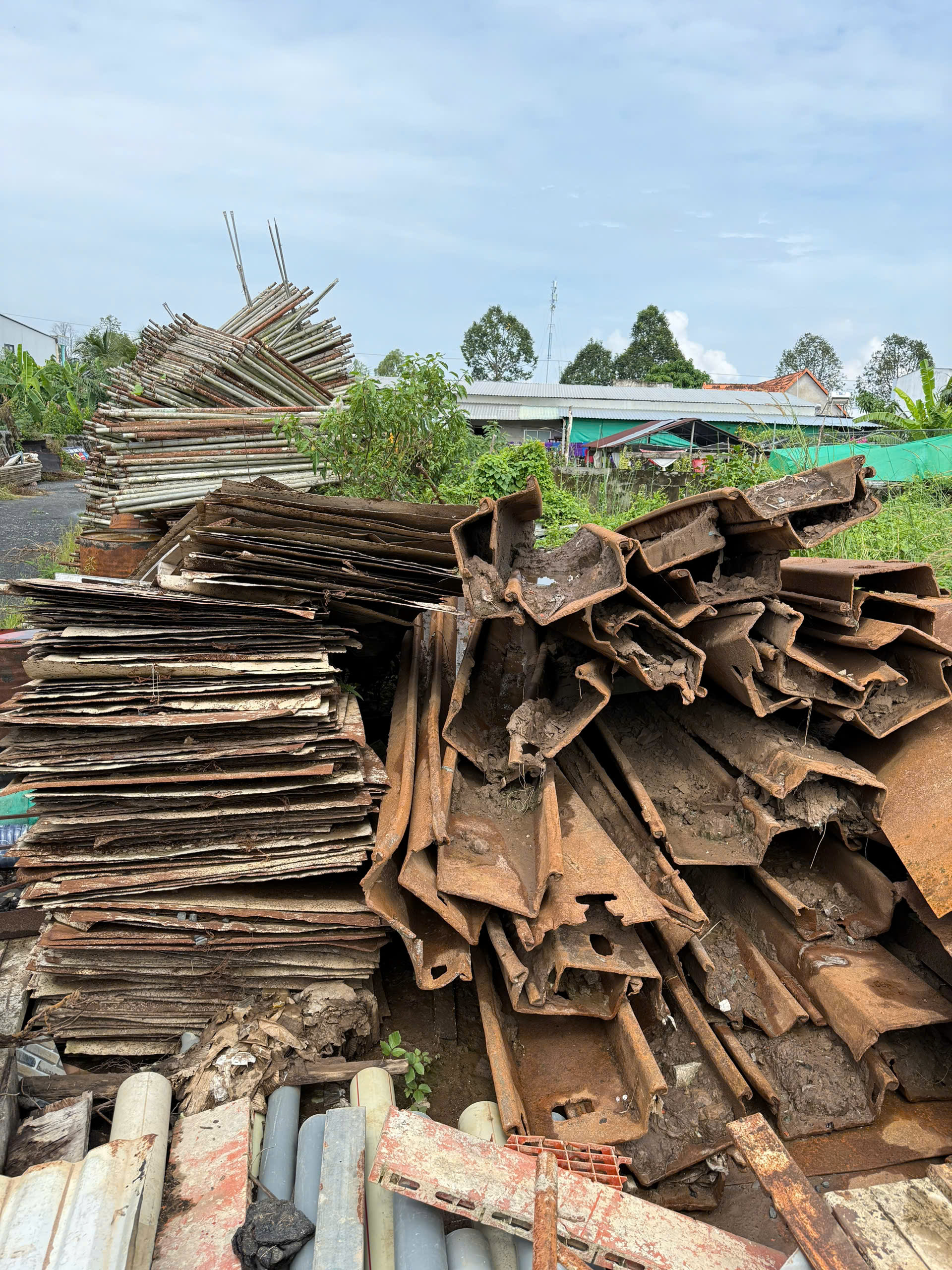 Thu Mua Phế Liệu Sắt Giá Cao Tại Bình Dương