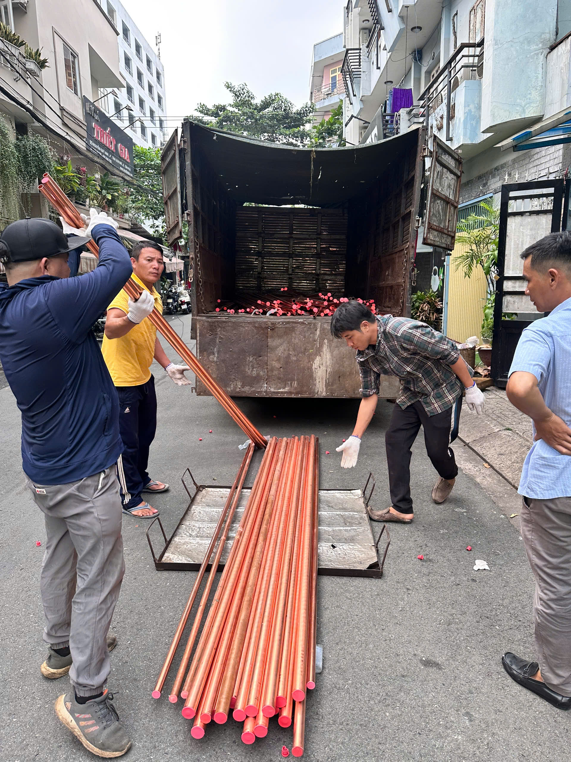 Hướng Dẫn Chọn Đơn Vị Thu Mua Phế Liệu Đồng Giá Cao Tphcm 6 Z7250137686174 96213144A1Af2F3115A580E18D7637B8