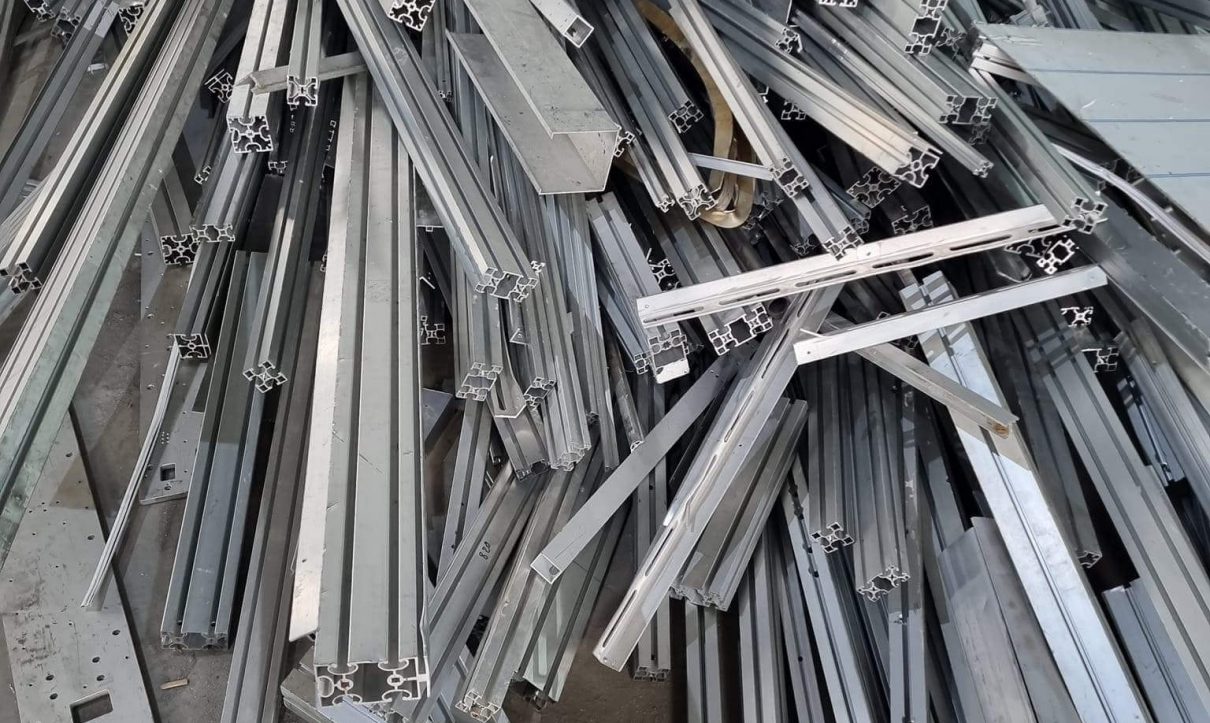 Nhôm Thanh Phế Liệu